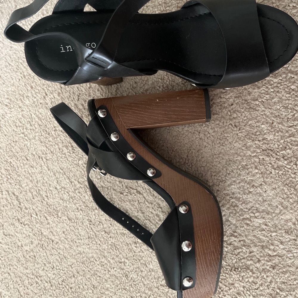 Indigo rd black chunk heels with silver studs